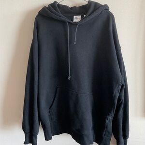 Aritzia TNA Cozy Fleece Boyfriend Hoodie Black Size L